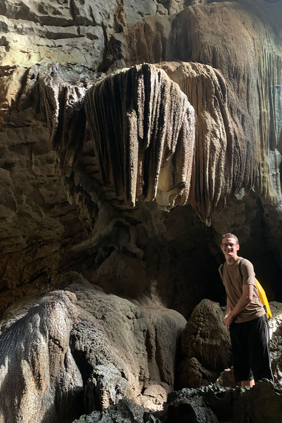 Tam Gaew - Khao Sok cave